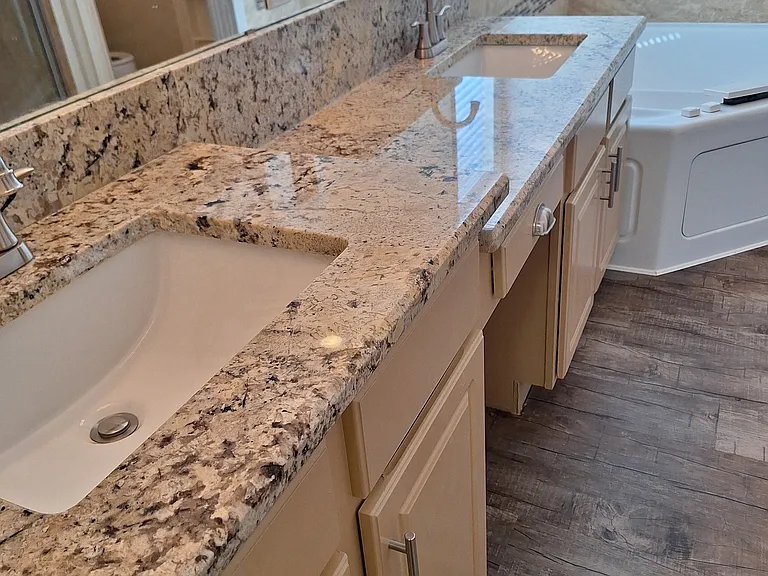 2045 Knights Ct — Photo 8