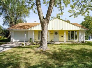 6708 Bayberry Dr, Fort Wayne, IN 46825