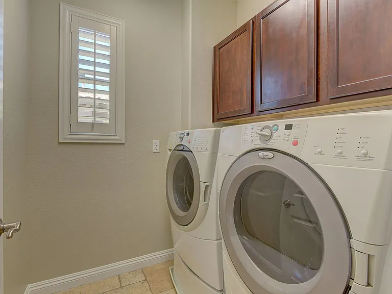 11330 Corsica Mist Ave — Photo 26