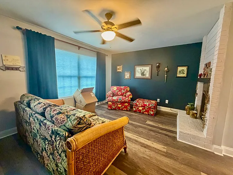212 Bent Arrow Dr #1 — Photo 2