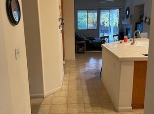 85 Diggins Dr, Folsom, CA 95630