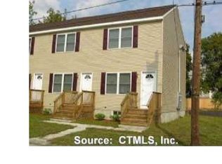 30 S Walnut St, Wauregan, CT 06387