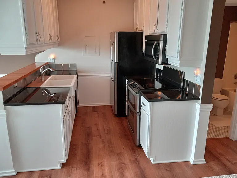433 S 7th St #1904 — Photo 7