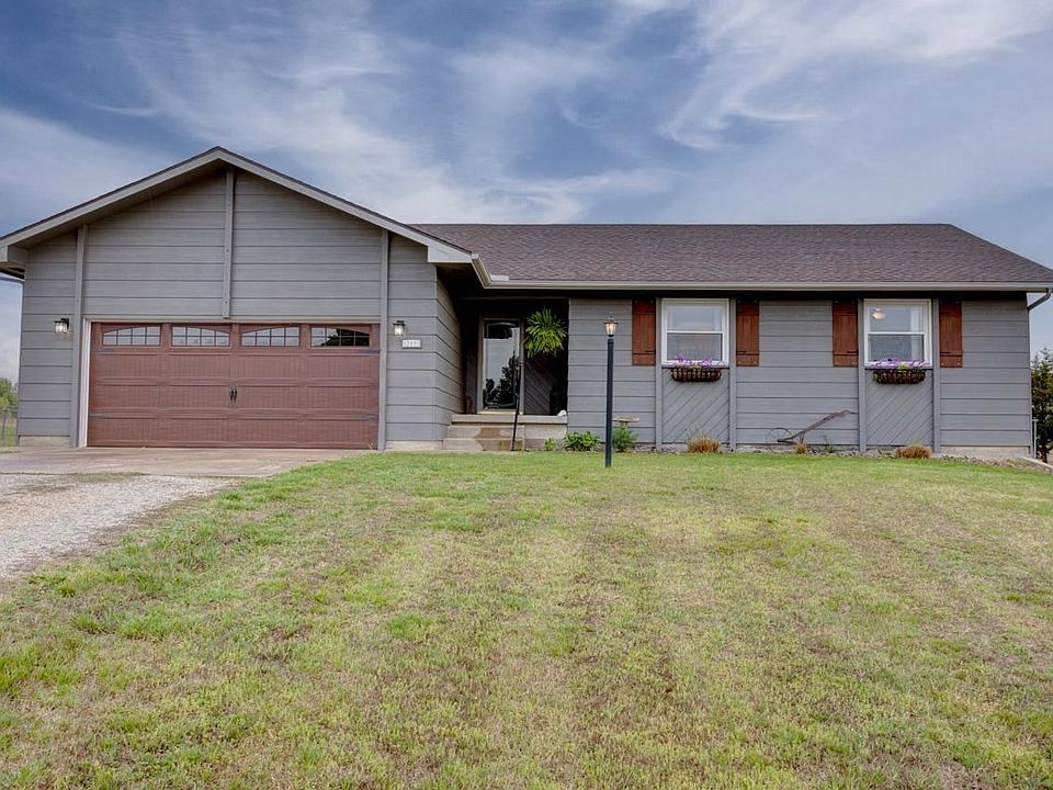 1st image of 209 Charden Dr