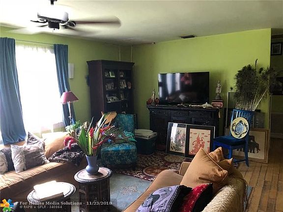 3rd image of 3211 SW 9th Ave