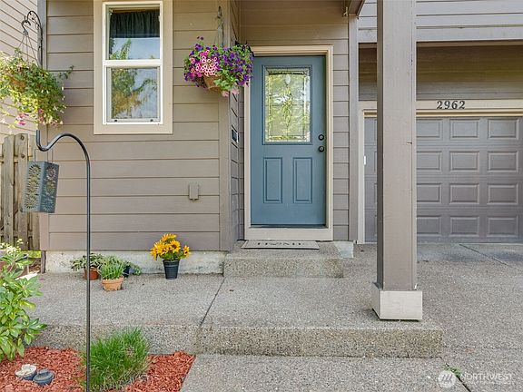 4th image of 2962 26th Avenue