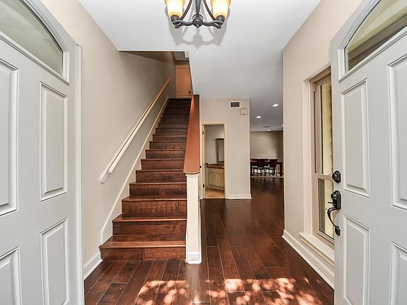 3rd image of 2220 Bering Dr APT 29