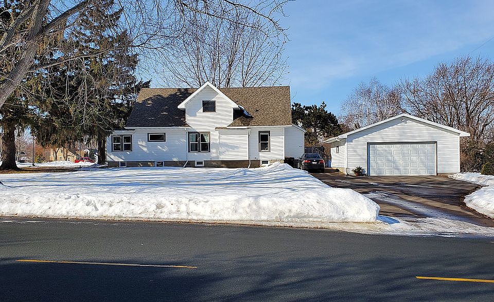 1st image of 531 Shakopee Ave E