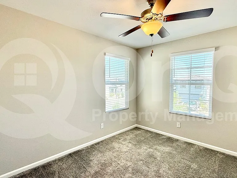 17381 W Daley Ln — Photo 13