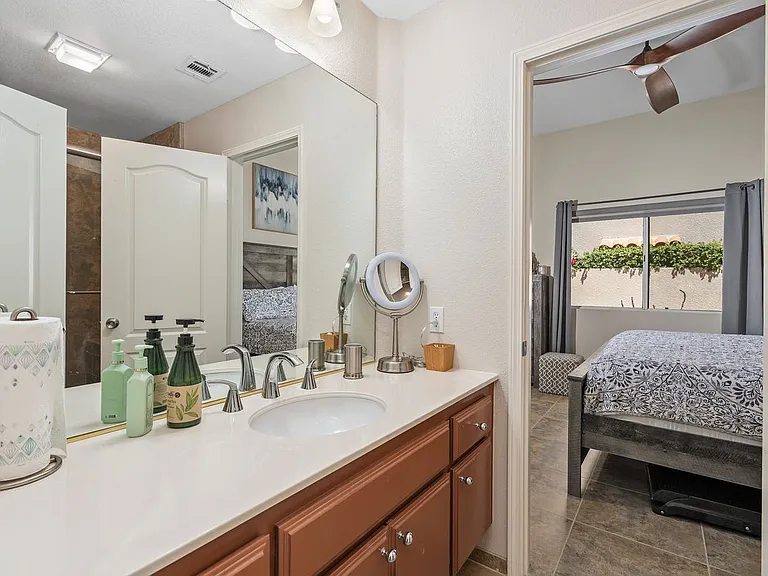 48 Pebble Beach Dr — Photo 21