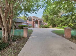 232 Country Club Rd, Shalimar, FL 32579