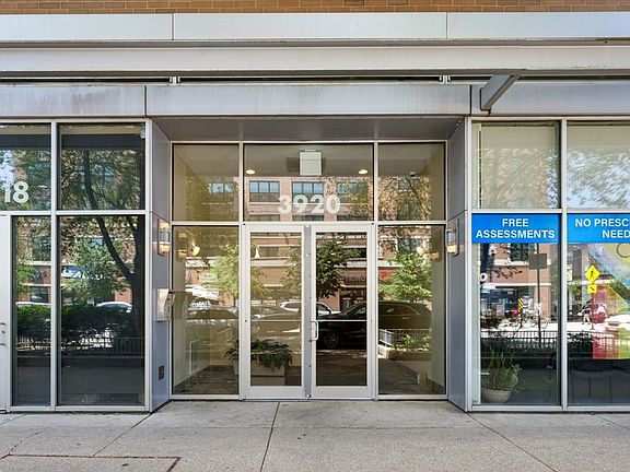 4th image of 3920 N Sheridan Rd #505