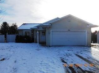 835 Devils Ln, Walworth, WI 53184