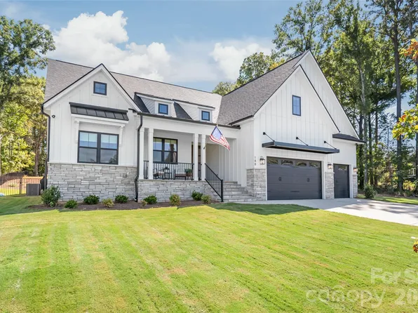 188 Heartland Dr, Rock Hill, SC 29732