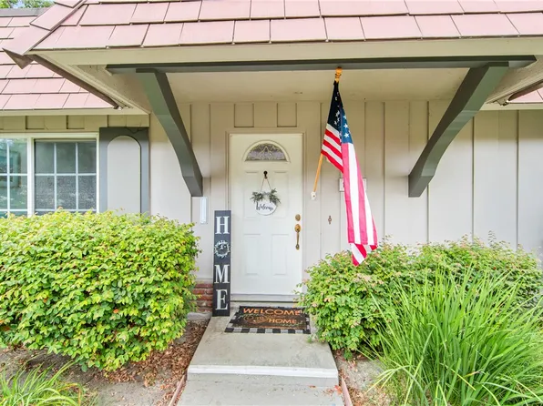 10126 Bloomfield Ave, Cypress, CA 90630