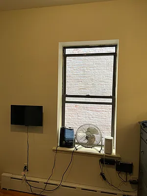 Rented by Corcoran | media 23