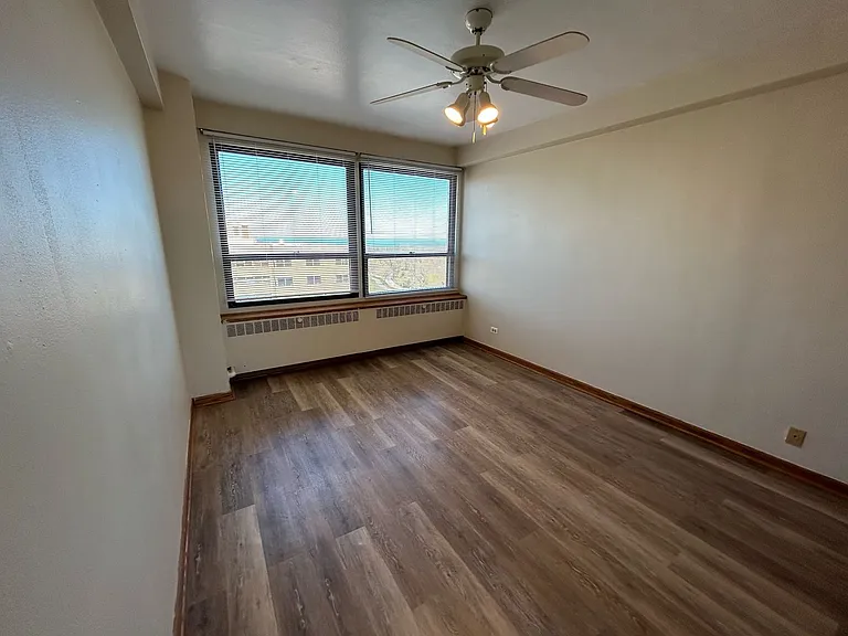 4180 Marine Terrace Apartments — Photo 104
