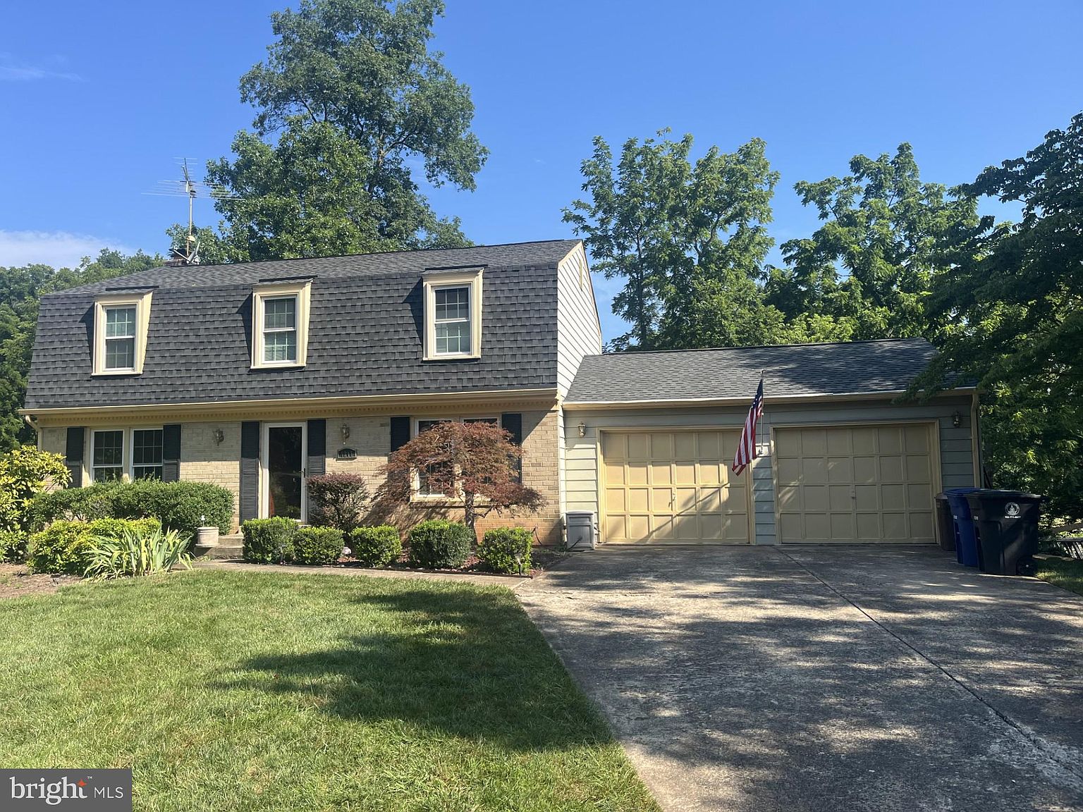 1217 Bradfield Dr SW