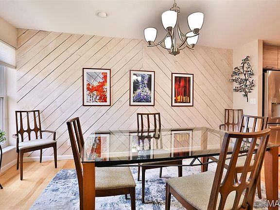 5th image of 550 Coeur De Royale Dr APT 406