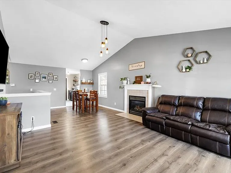 1601 Ogelthorpe Ave — Photo 3