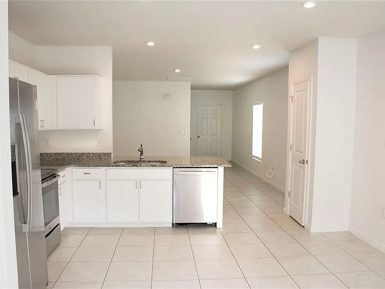 3619 Zephyr Preserve Pl — Photo 34