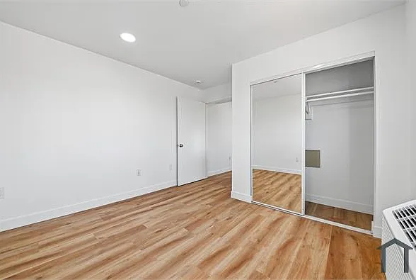 219 E 87th St #204 — Photo 22