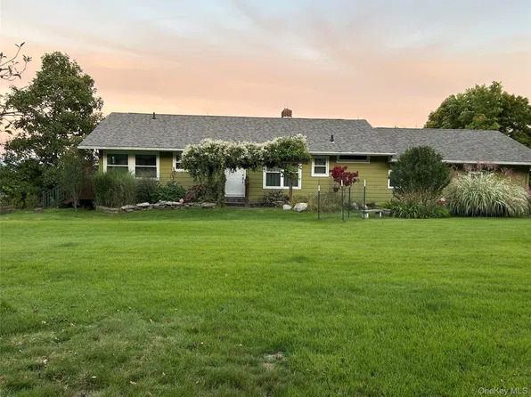 329 Mountain Road, Bloomingburg, NY 12721