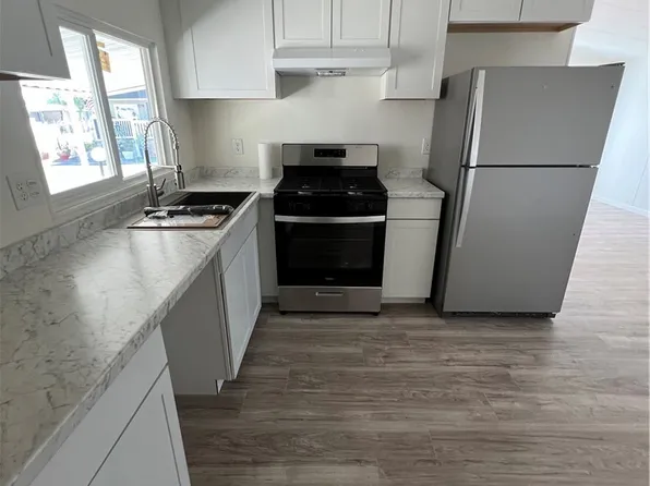 260 N Lyon Ave #141, Hemet, CA 92543