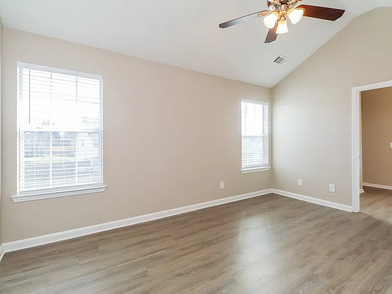 195 Ridge Pointe Dr — Photo 10