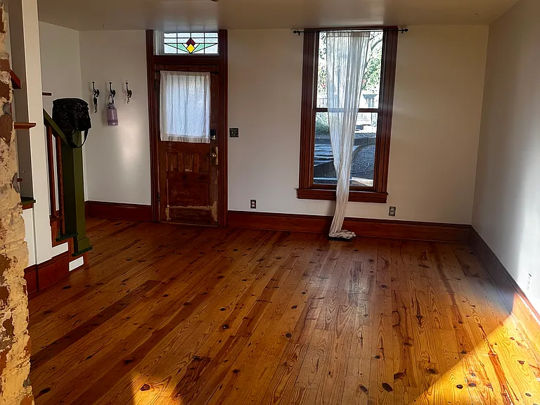 309 N Almond St — Photo 29