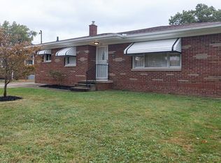 591 Hillman Rd, Akron, OH 44312