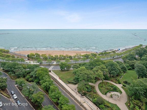 5th image of 1000 N Lake Shore Dr #19B