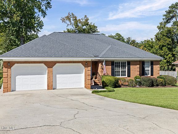 3rd image of 4573 Waterford Drive