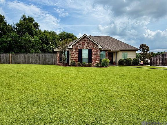 3rd image of 38548 East Ct