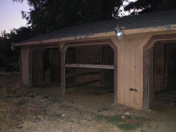 3rd image of 9147 Elm Ave