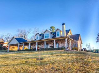 450 Buckeye Hill Rd, Karnack, TX 75661