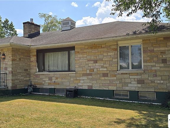 2nd image of 1523 Olean Portville Rd