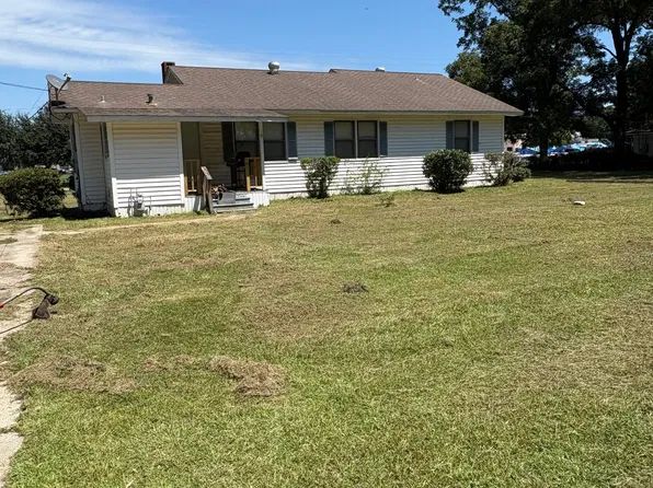 9 Willie Crook Ave, Satsuma, AL 36572