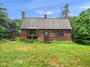 17 George Loomis Rd, Southwick, MA 01077