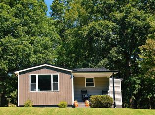 1633 Richmond Hwy, Amherst, VA 24521