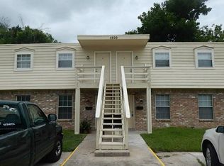 1500 Oleander Dr, La Marque, TX 77568