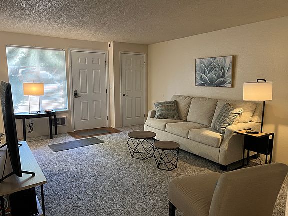 5th image of 1970 Sidney Ave APT 103