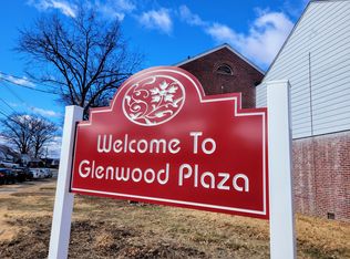 52A Glenwood Ave #A, Elmwood Park, NJ 07407