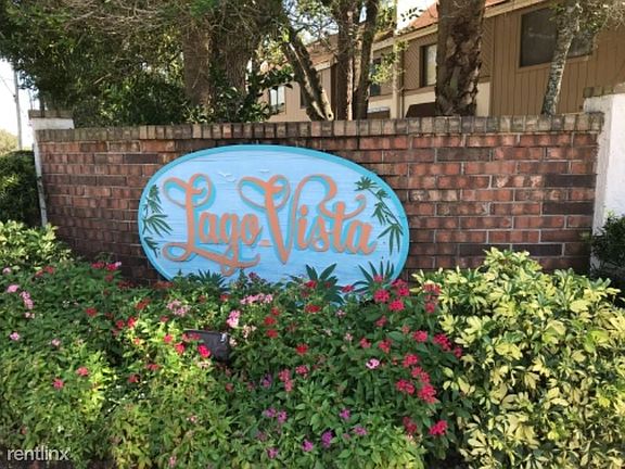 2nd image of 167 Lago Vista Blvd