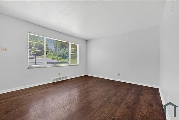 8930 Sides Ct — Photo 6