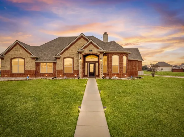 341 Pecan Ct, Nevada, TX 75173