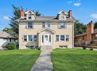 25 Keller Ave, Waukegan, IL 60085