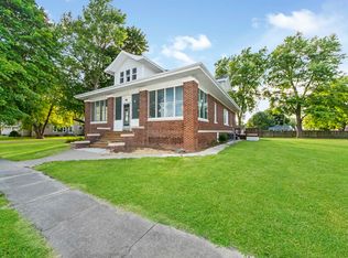 202 Jefferson St, Benson, IL