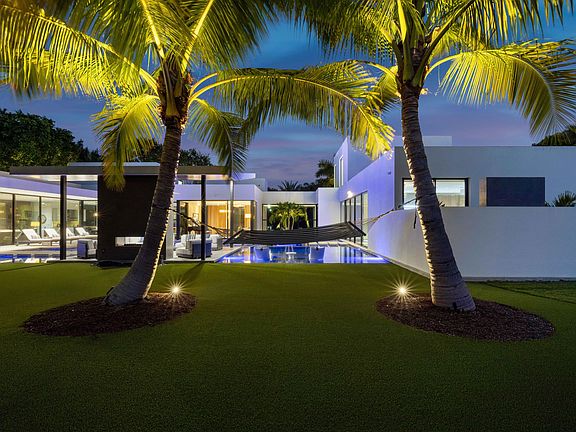 5th image of 12 N Beach Road