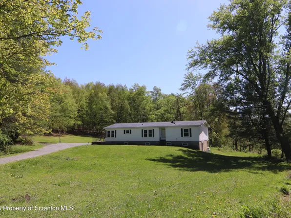 702 Bennett Rd, Meshoppen, PA 18630